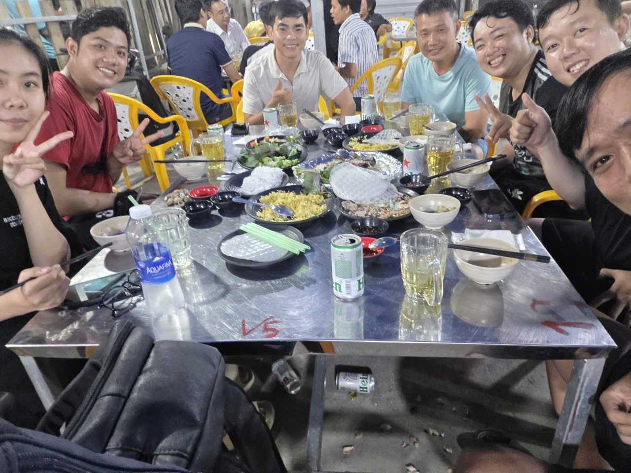 Ăn uống vui vẻ 24/04/2026